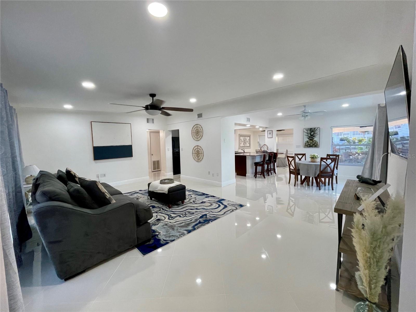 BRIGHTWATER BEACH ESTATES - Residential Lease