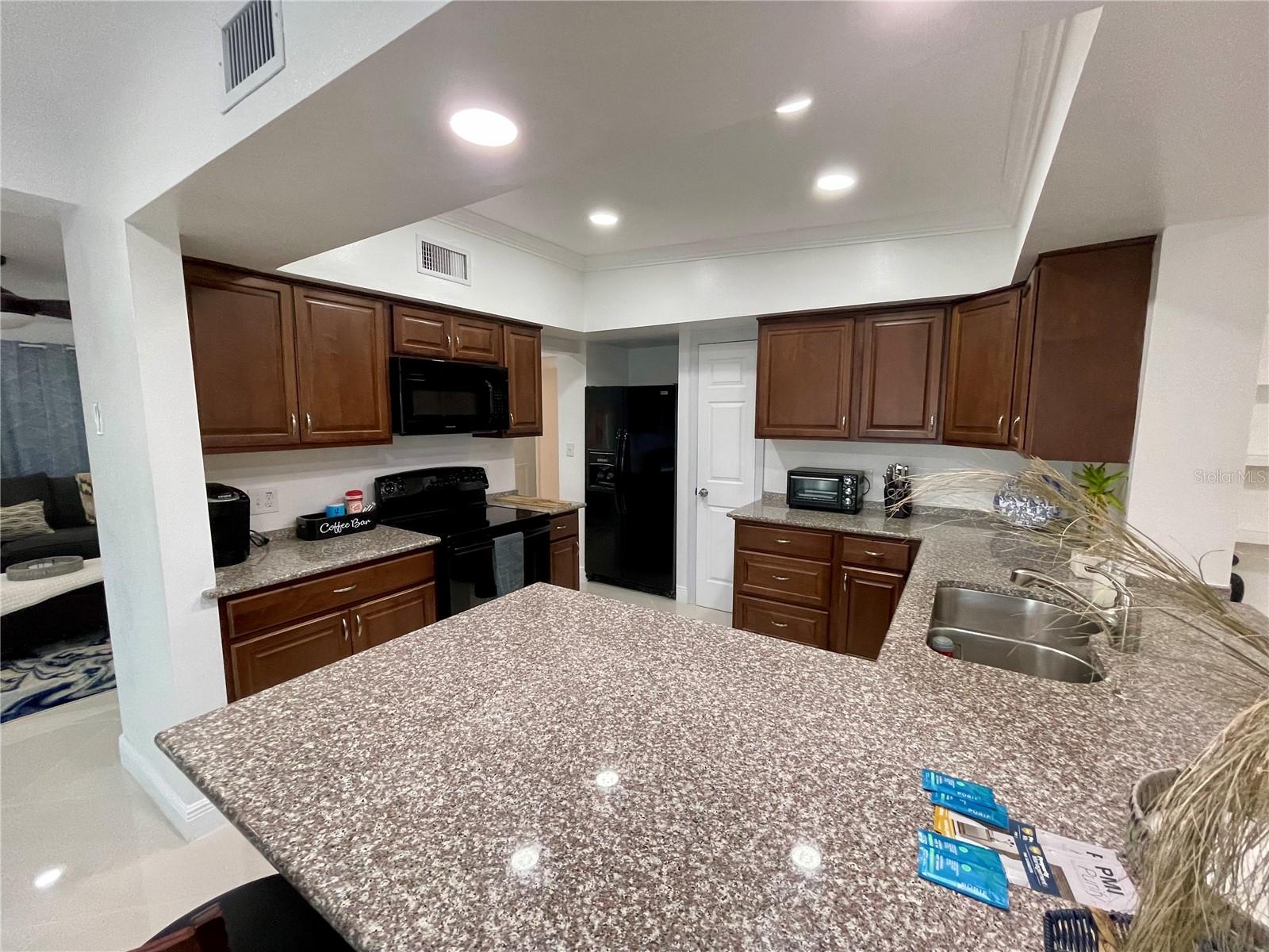 BRIGHTWATER BEACH ESTATES - Residential Lease