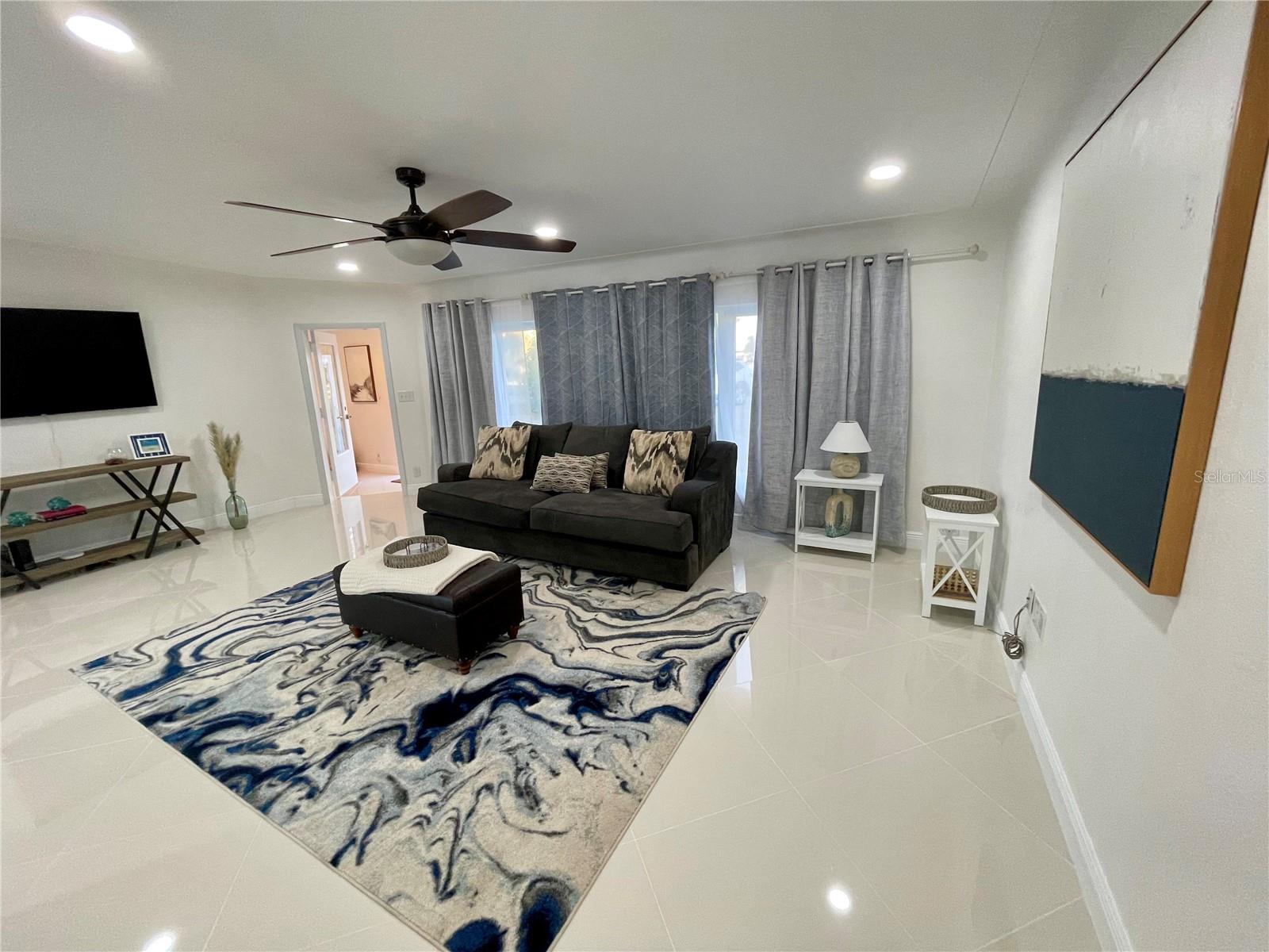 BRIGHTWATER BEACH ESTATES - Residential Lease