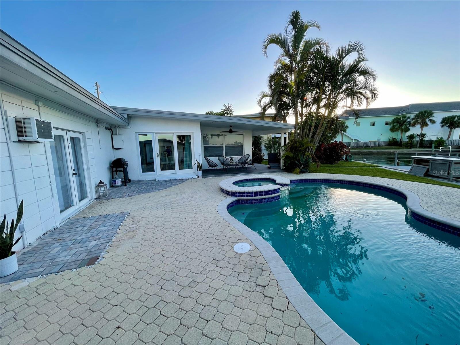 BRIGHTWATER BEACH ESTATES - Residential Lease