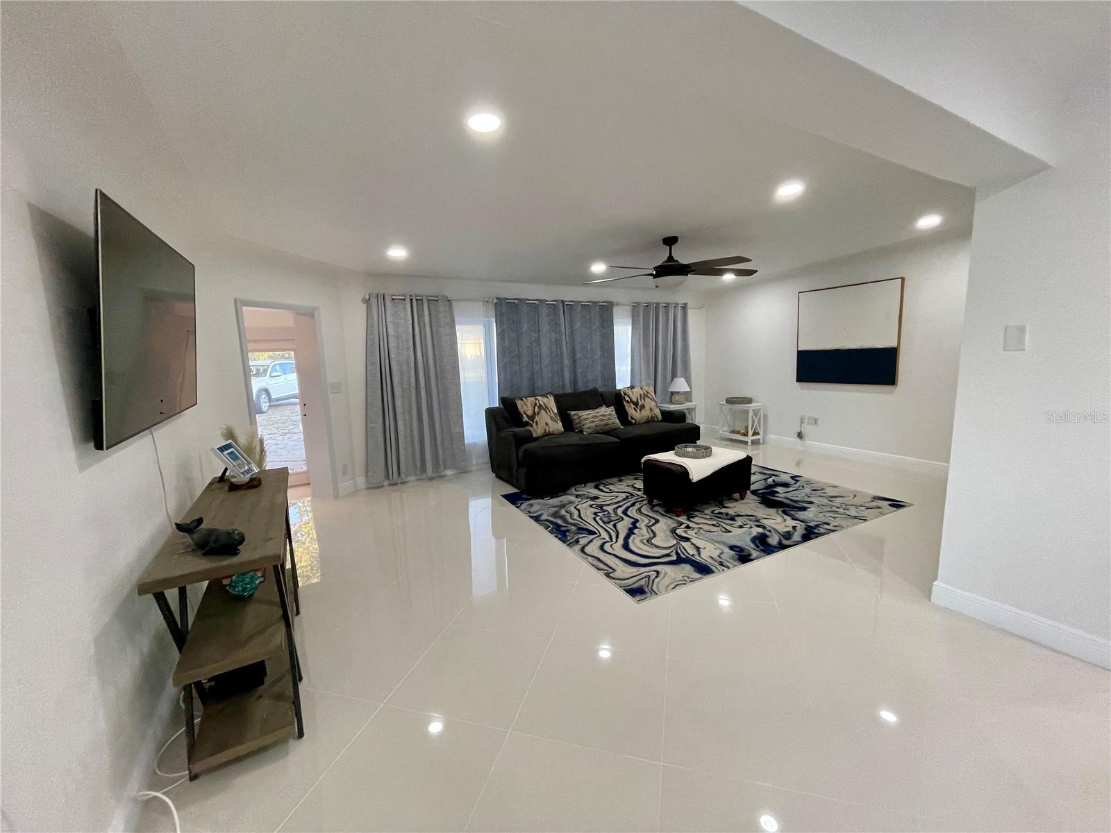 BRIGHTWATER BEACH ESTATES - Residential Lease