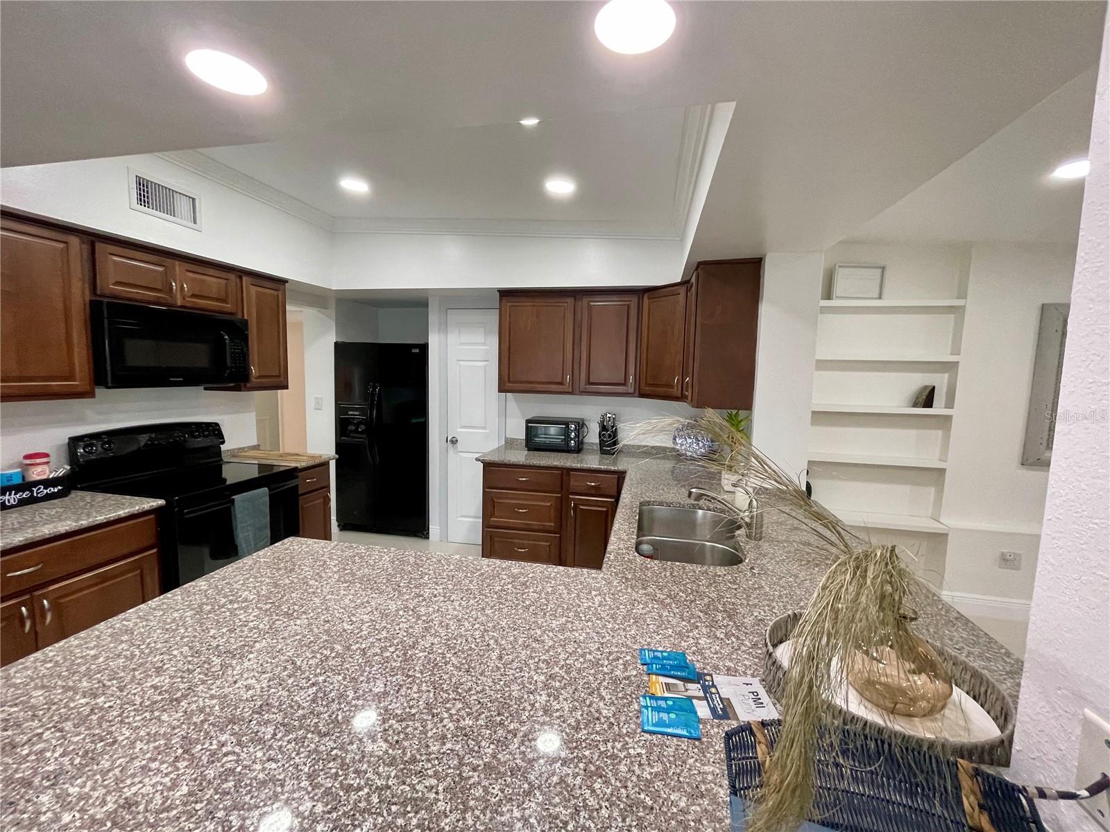 BRIGHTWATER BEACH ESTATES - Residential Lease