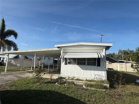 Photo of 3321 Bonnie Drive, Ellenton, FL 34222 (MLS # A4687761)