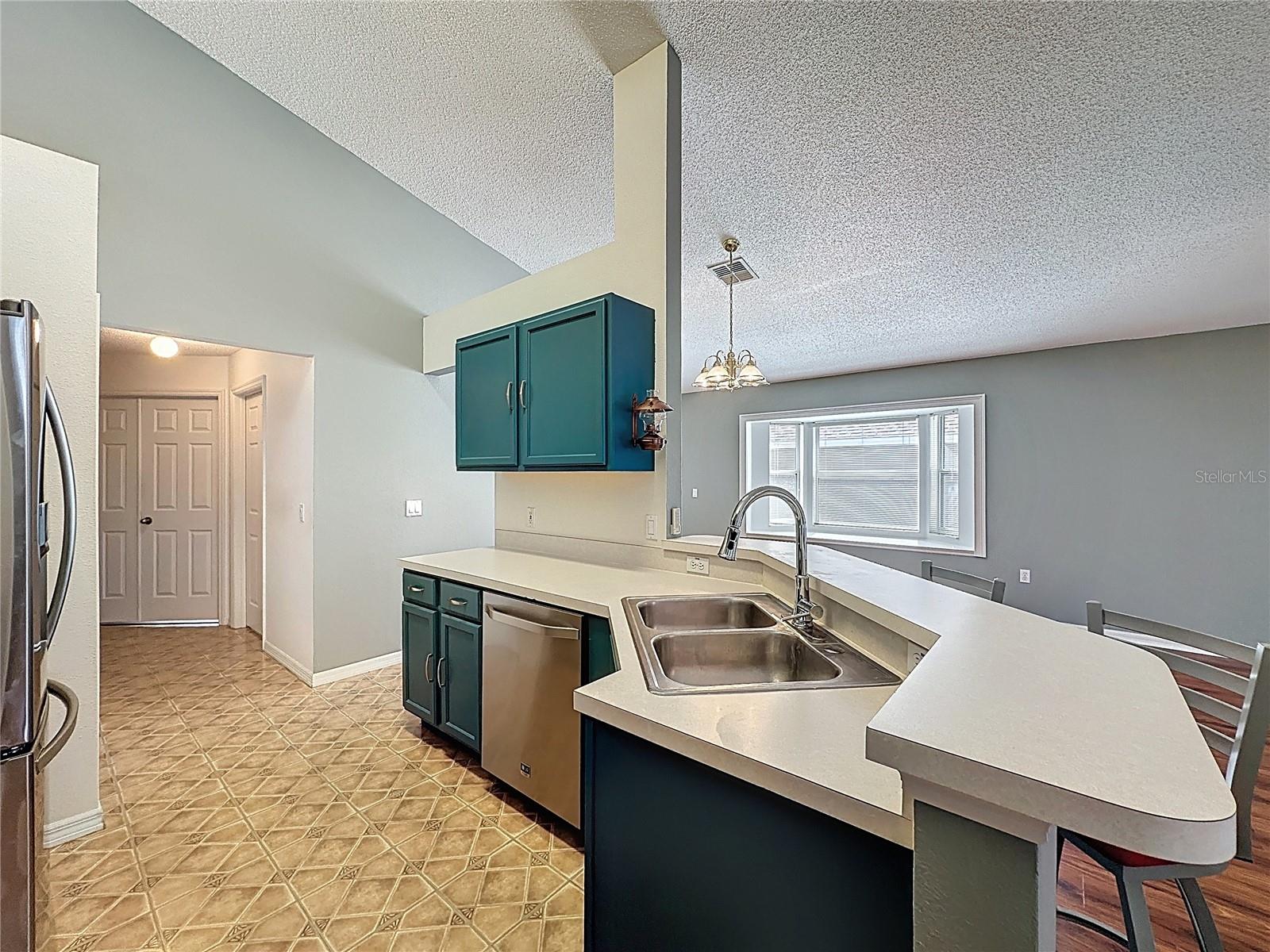 SOUTHERN DUNES/HEMINGWAY PLACE PH 02 - Residential