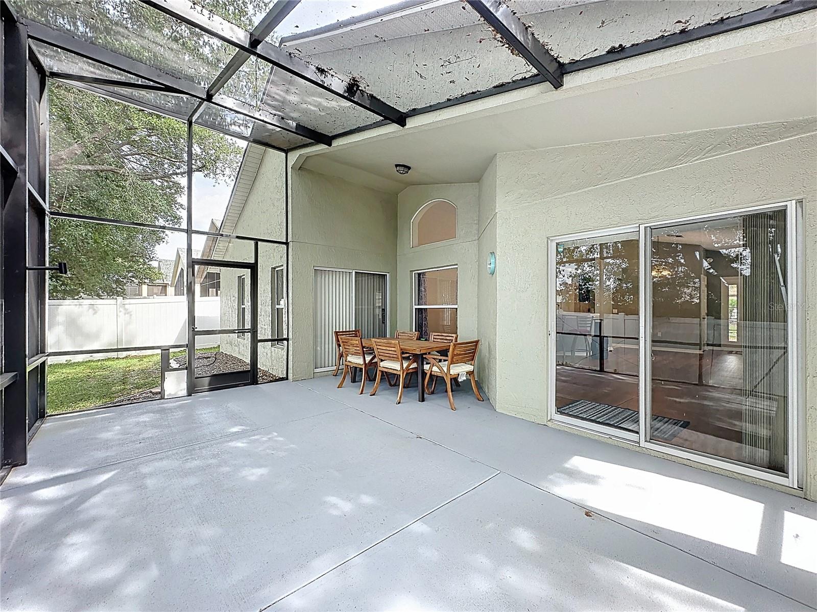 SOUTHERN DUNES/HEMINGWAY PLACE PH 02 - Residential