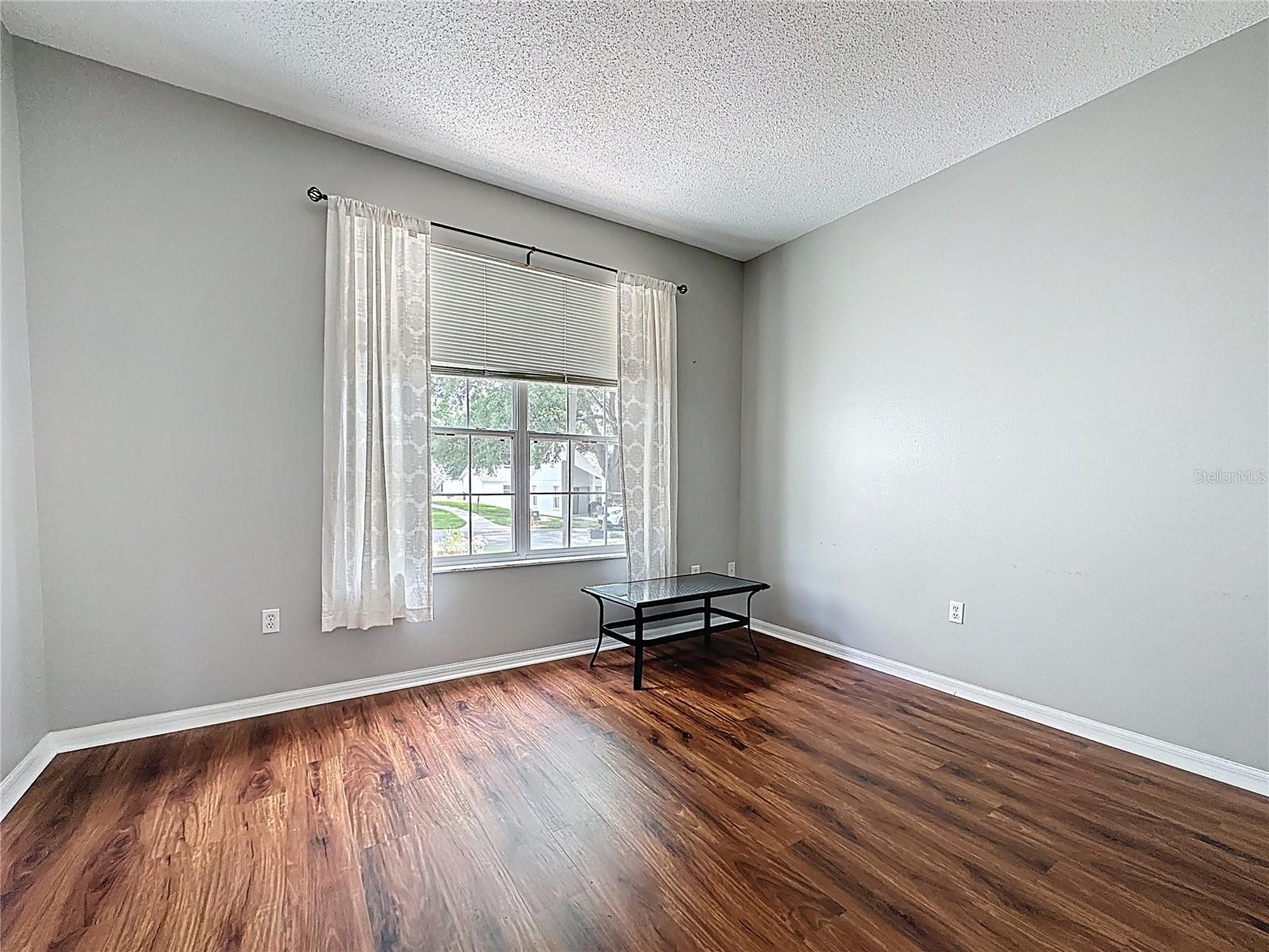 SOUTHERN DUNES/HEMINGWAY PLACE PH 02 - Residential