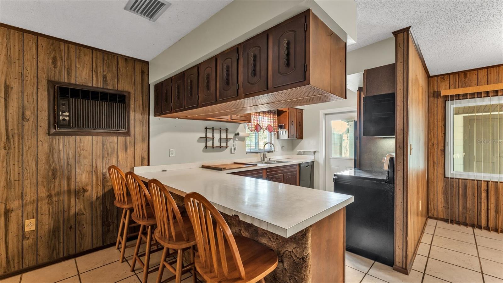 BELLAIRE PARK - Residential