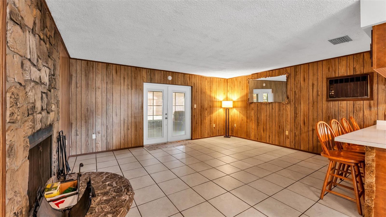 BELLAIRE PARK - Residential