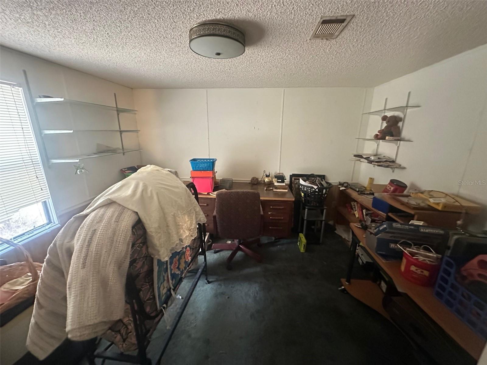 LAKE TROPICANA RANCHETTES - Residential