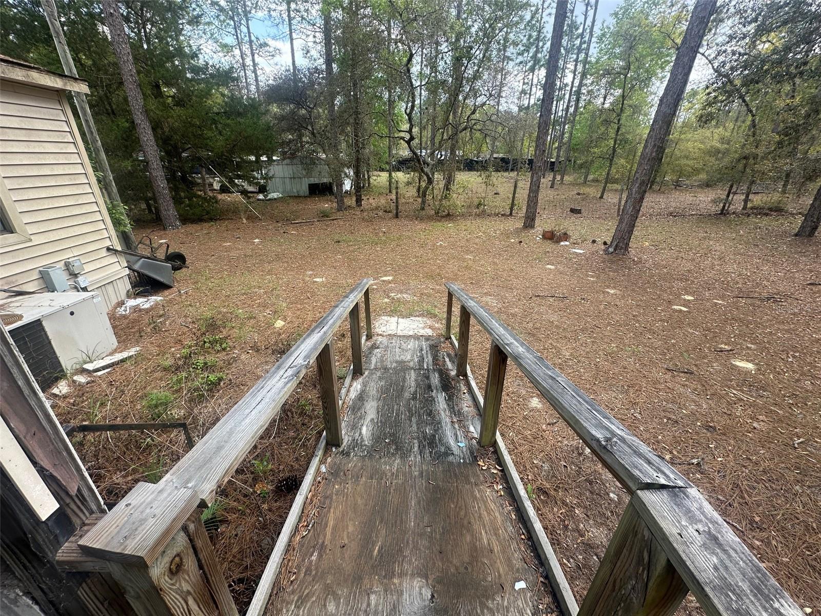 LAKE TROPICANA RANCHETTES - Residential