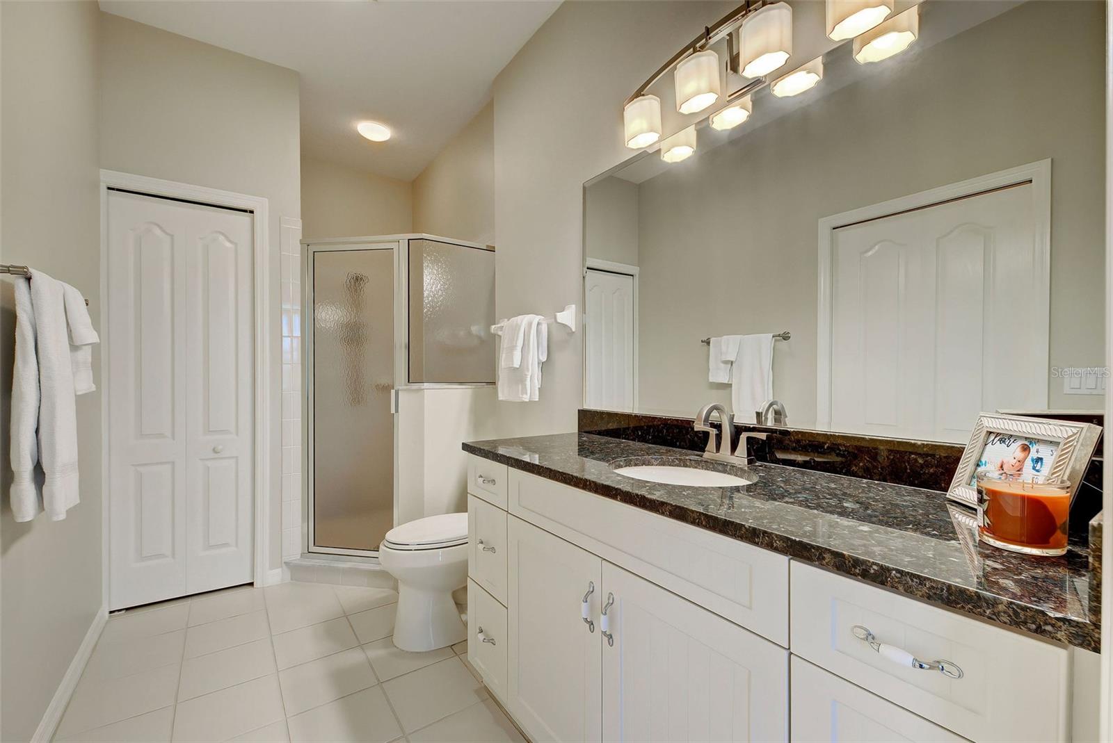PELICAN POINTE GOLF & COUNTRY CLUB - Residential