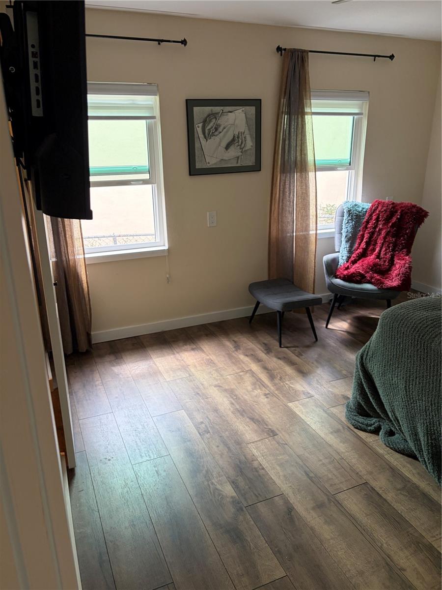 WATERFRONT ESTATES UNIT 1 - Residential