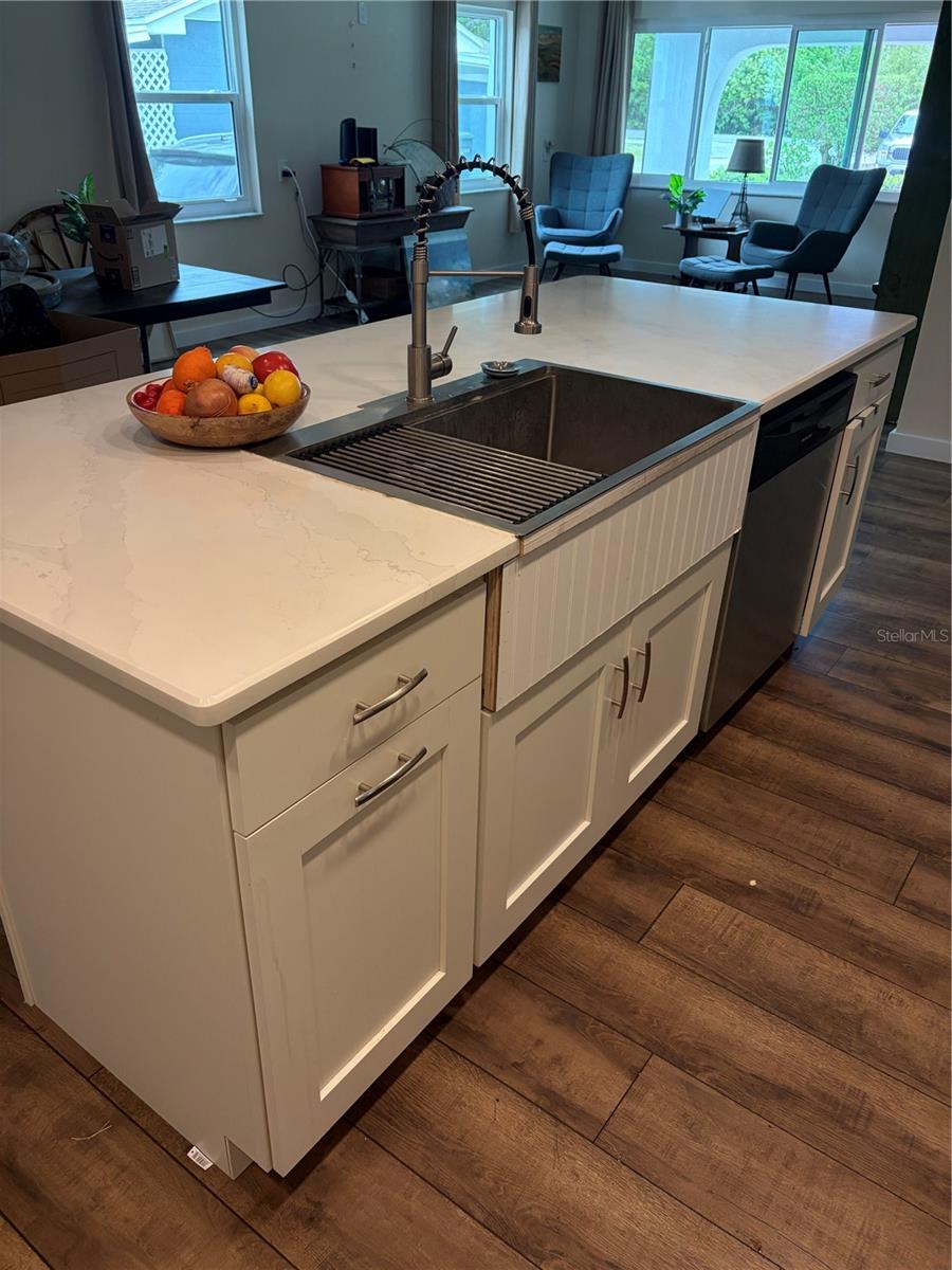 WATERFRONT ESTATES UNIT 1 - Residential