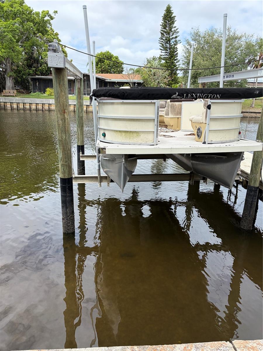 WATERFRONT ESTATES UNIT 1 - Residential