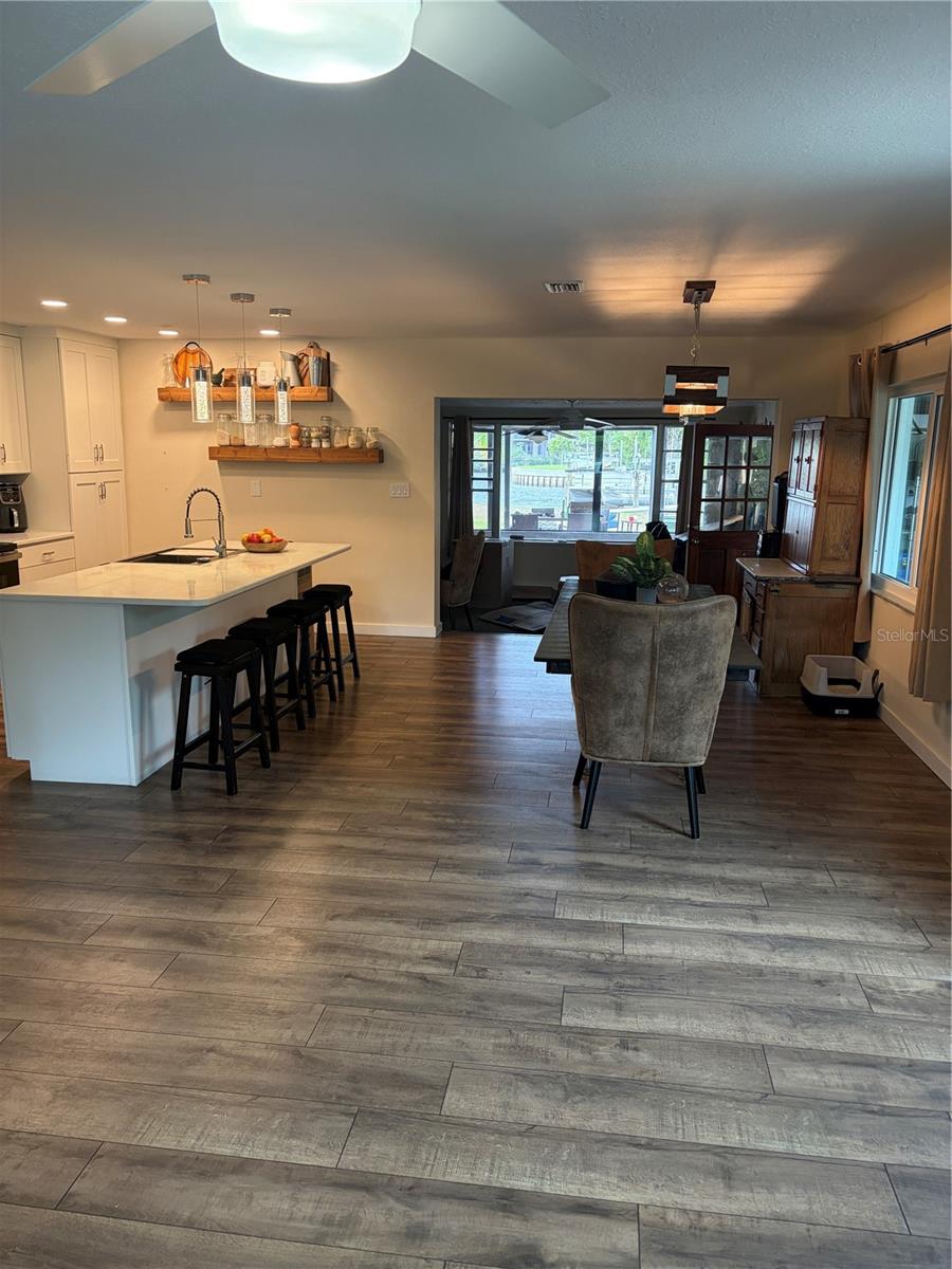 WATERFRONT ESTATES UNIT 1 - Residential