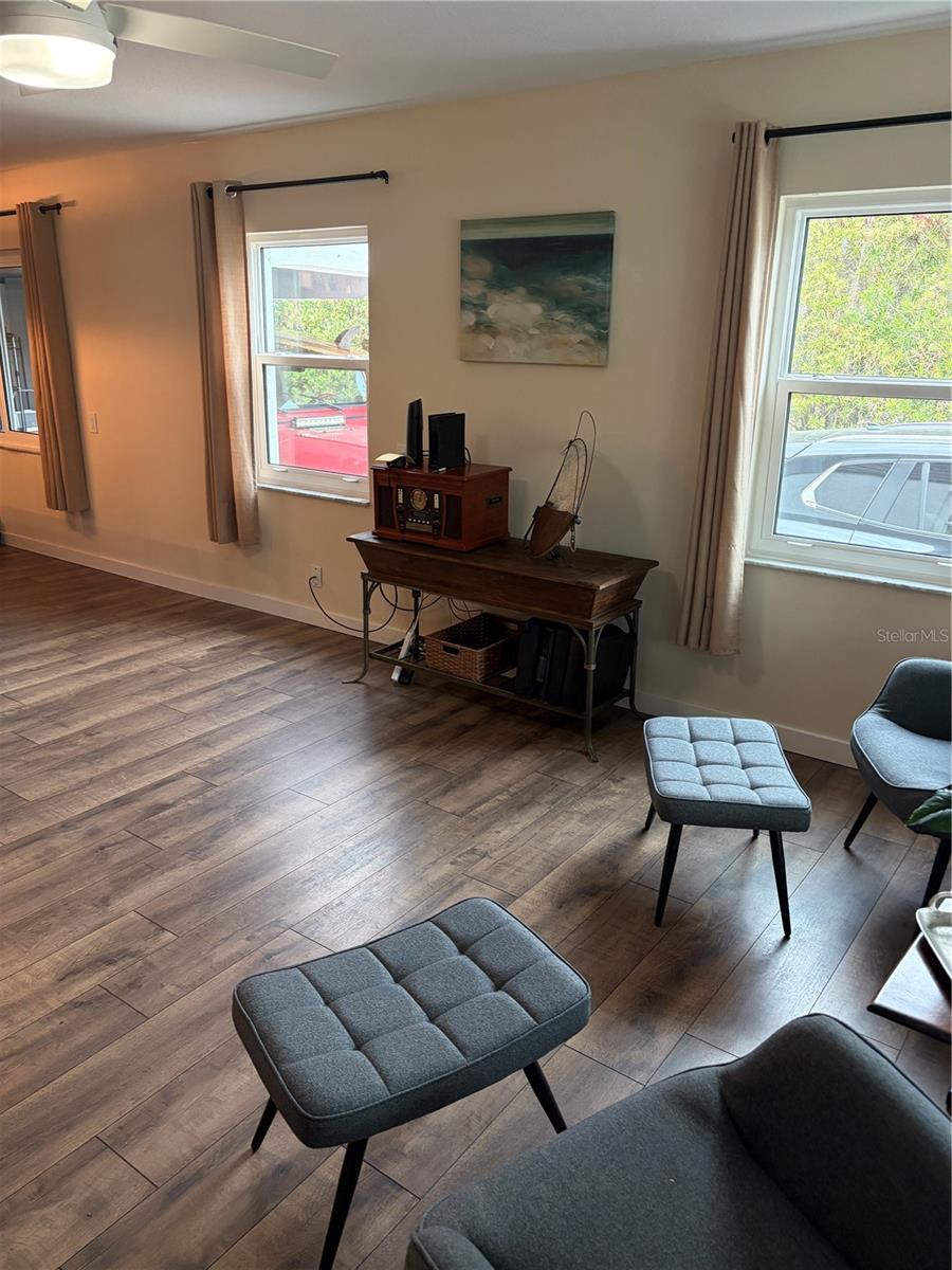 WATERFRONT ESTATES UNIT 1 - Residential