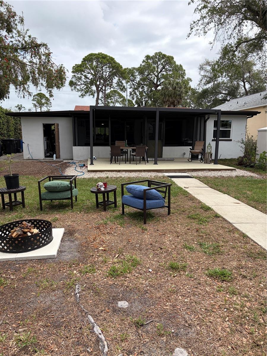 WATERFRONT ESTATES UNIT 1 - Residential