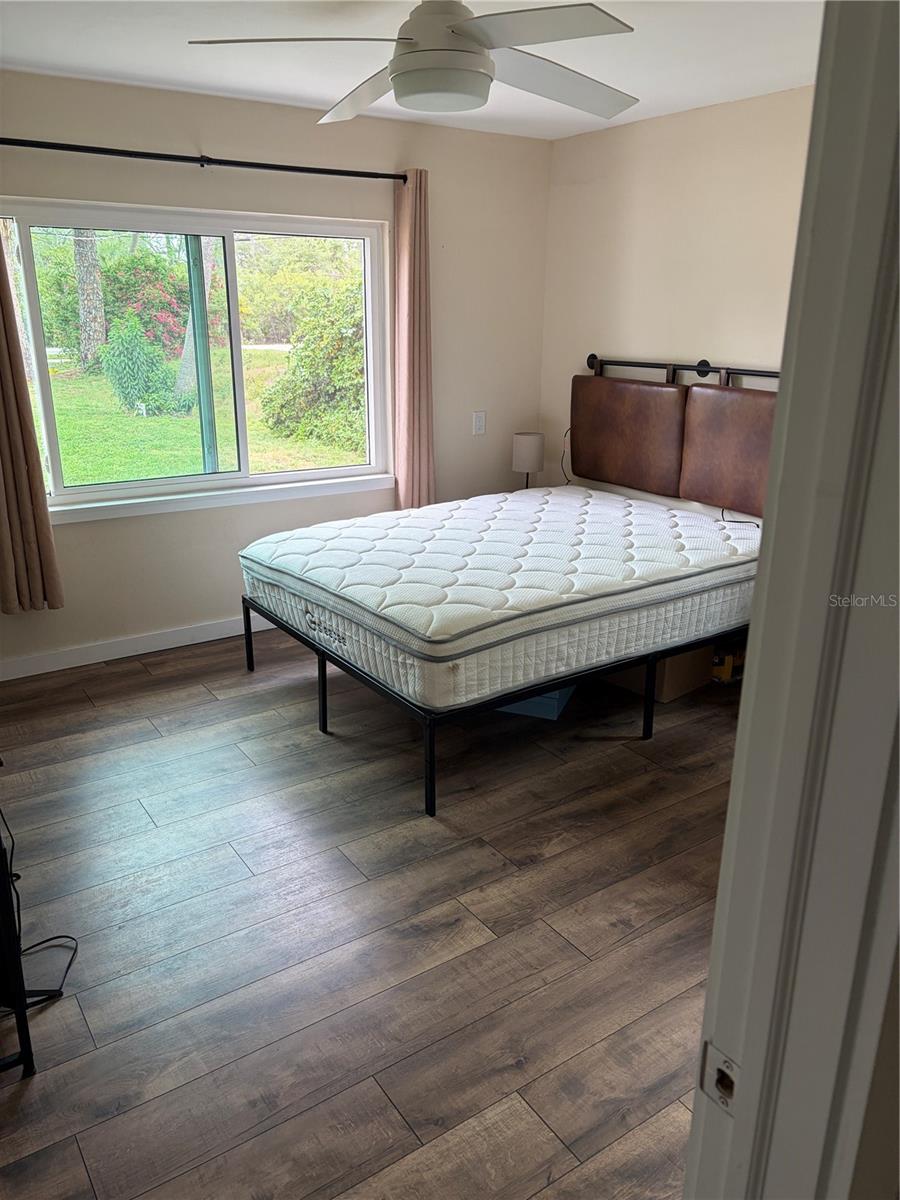 WATERFRONT ESTATES UNIT 1 - Residential