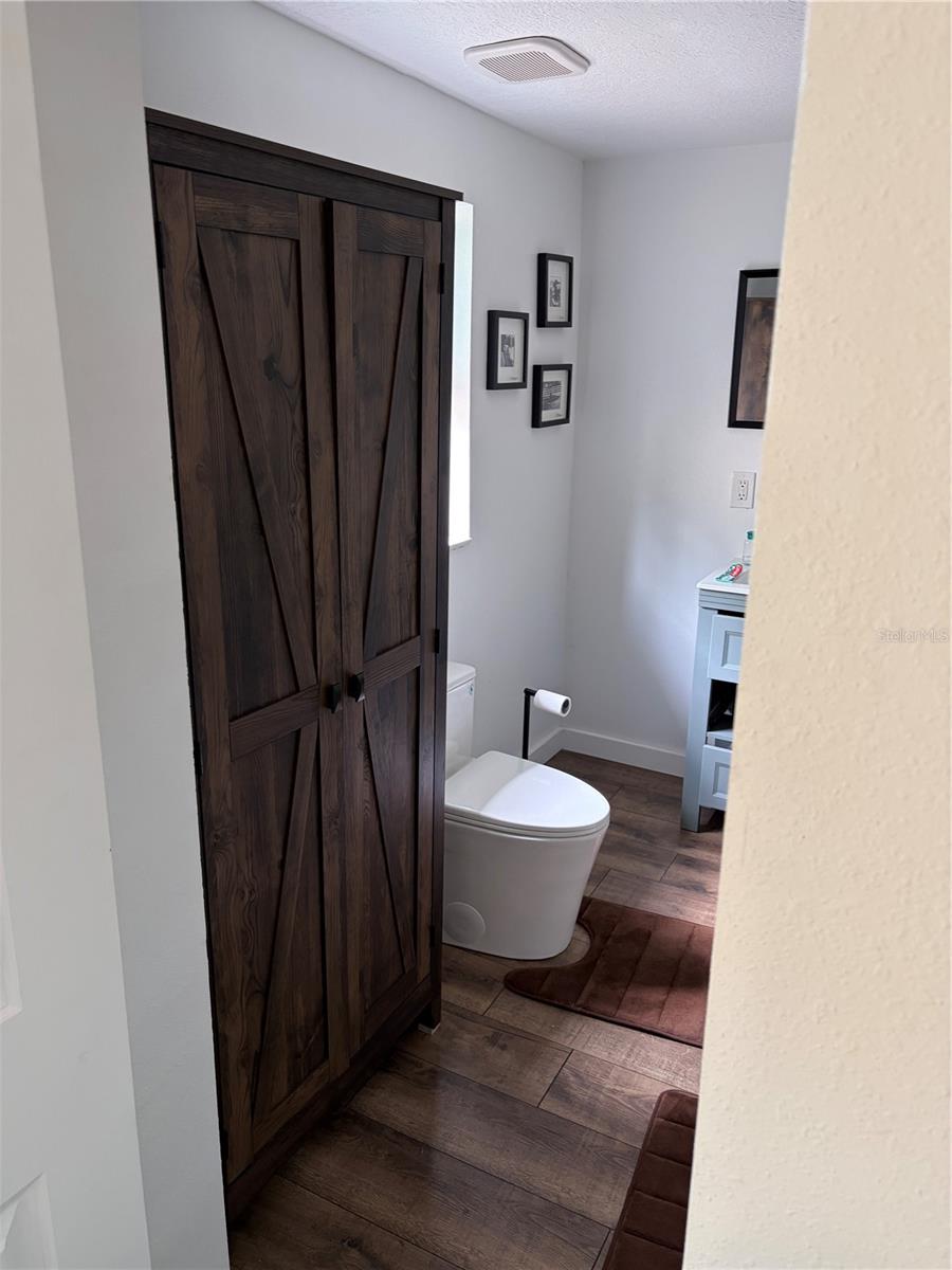 WATERFRONT ESTATES UNIT 1 - Residential