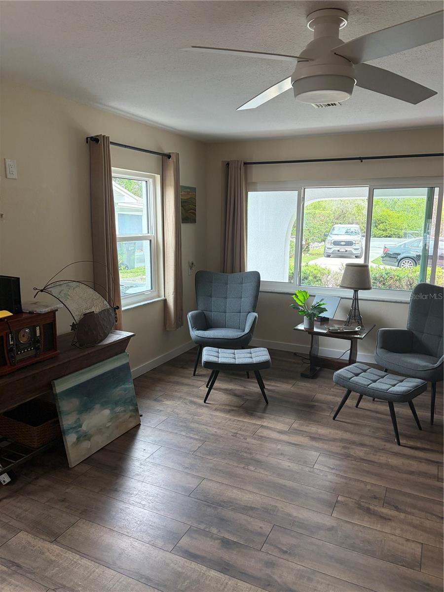 WATERFRONT ESTATES UNIT 1 - Residential