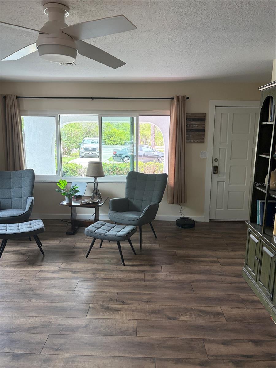 WATERFRONT ESTATES UNIT 1 - Residential