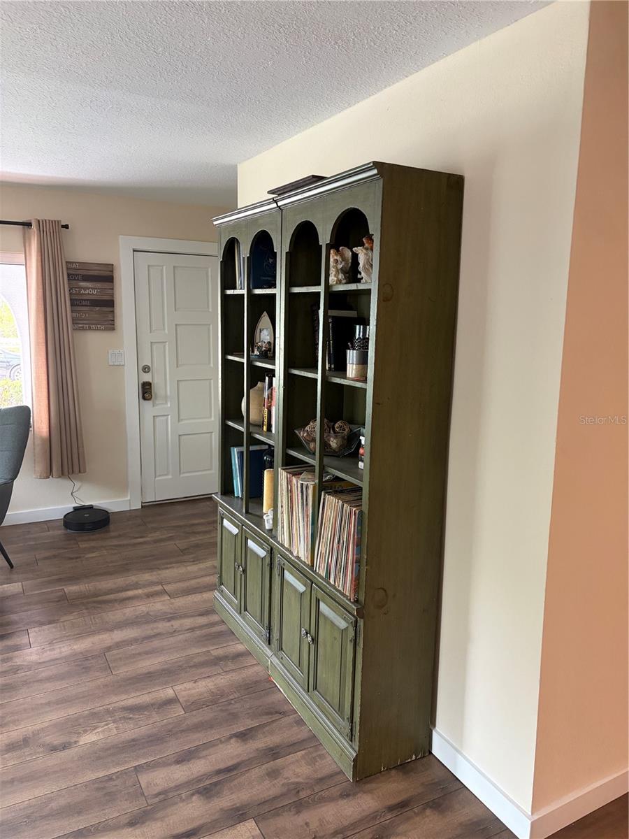 WATERFRONT ESTATES UNIT 1 - Residential