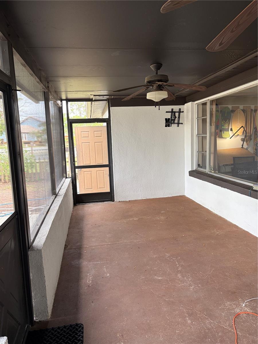 WATERFRONT ESTATES UNIT 1 - Residential