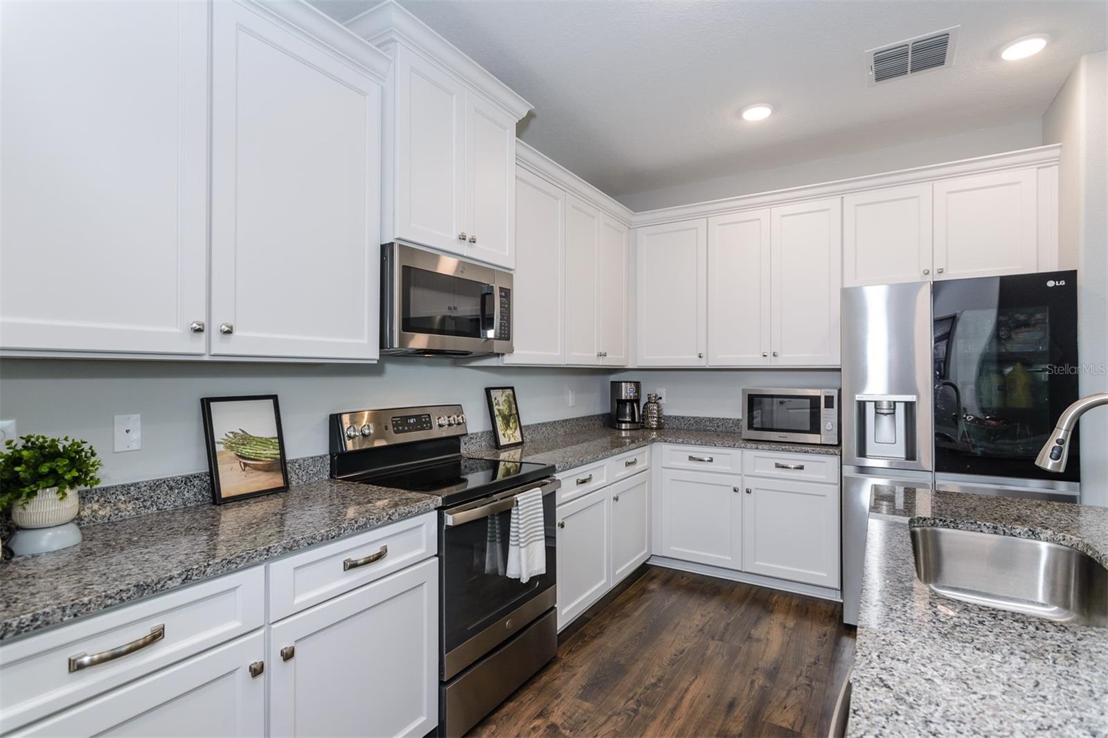 ROSE HAVEN - Residential