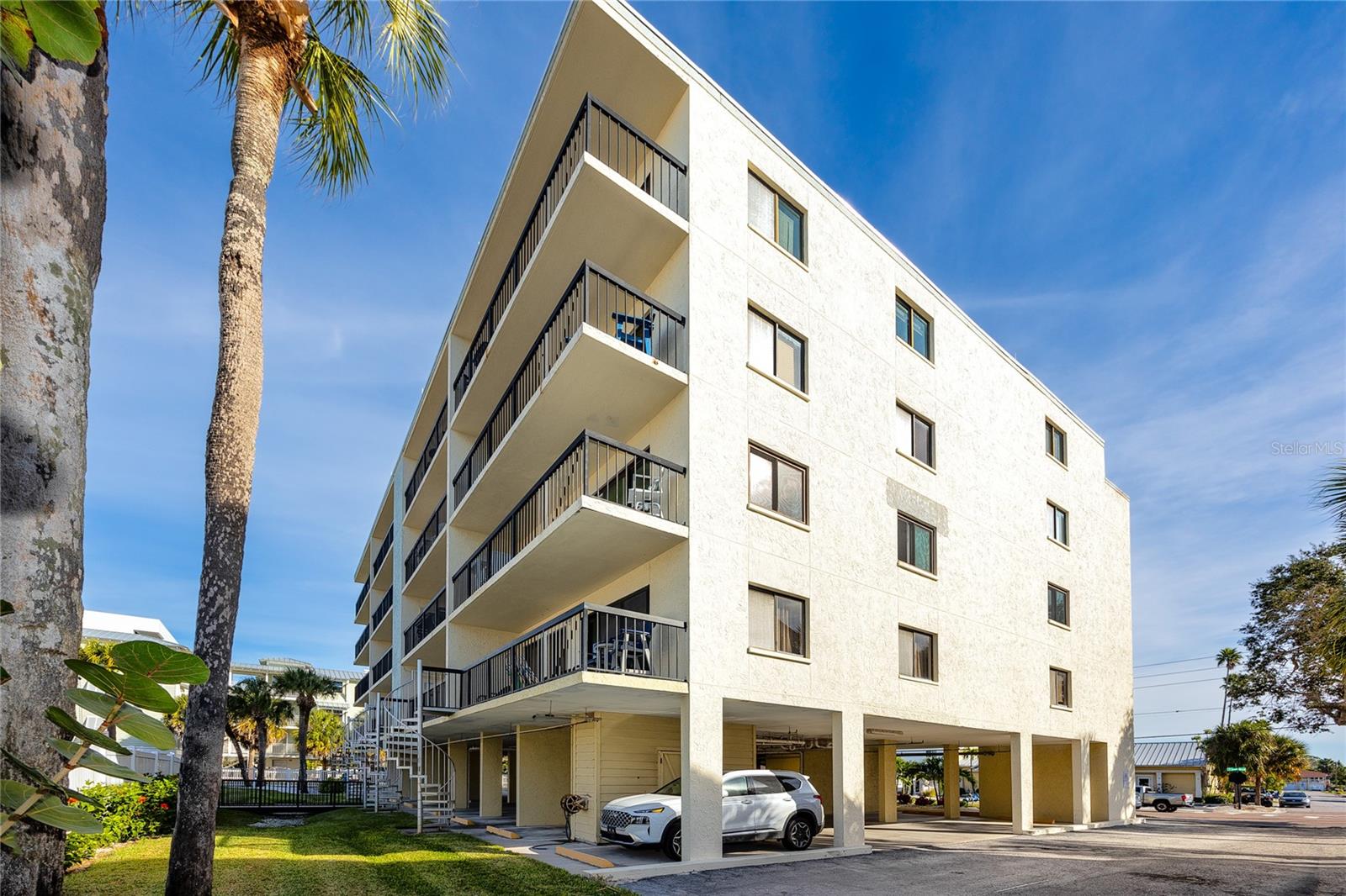 BEACHWALK CONDO INDIAN ROCKS BEACH - Residential