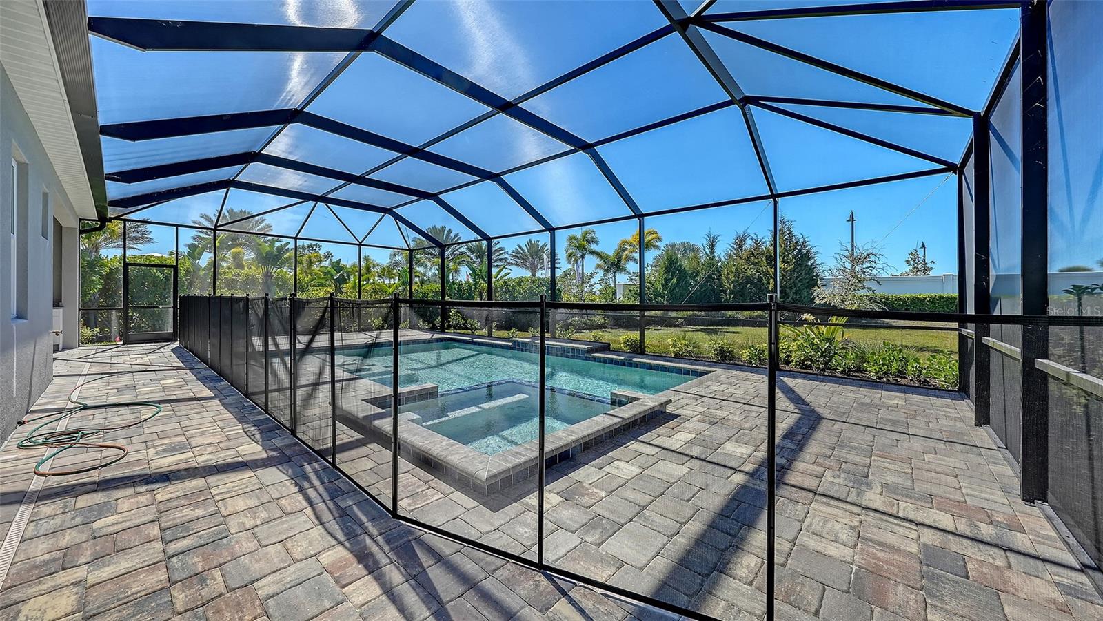 AVELINA WELLEN PARK VILLAGE F-2 - Residential