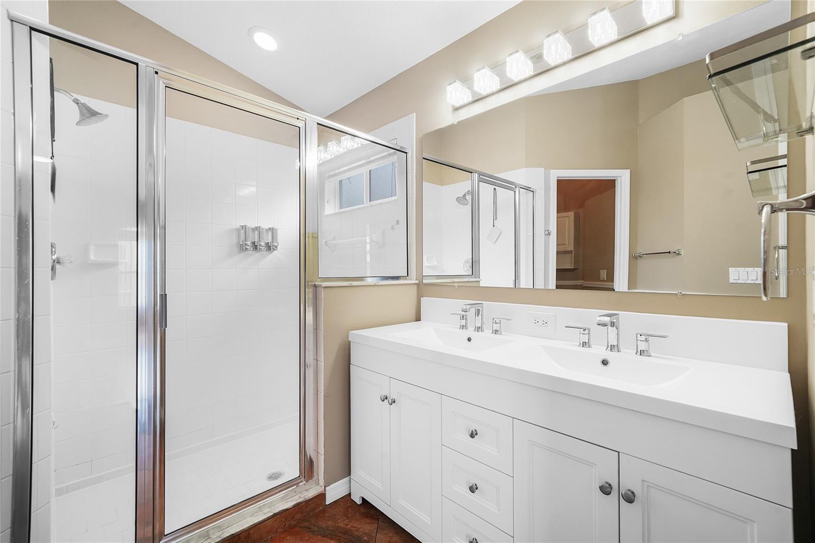 LAKE SHORE RANCH PH I - Residential