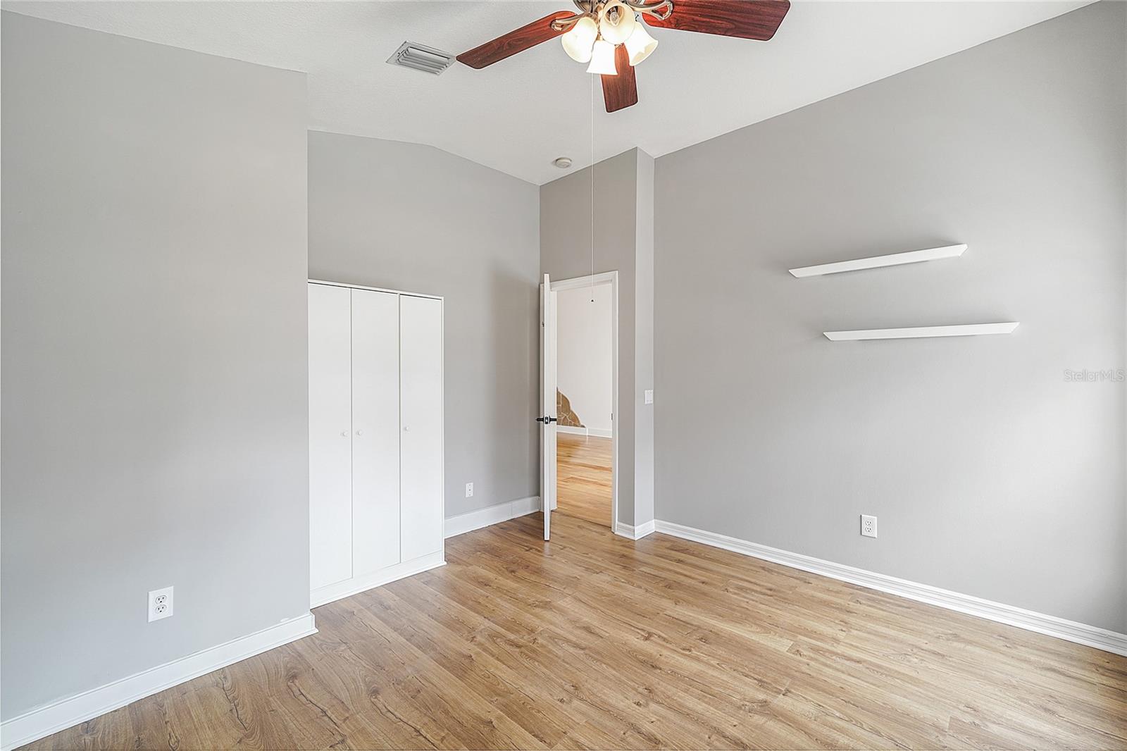 LAKE SHORE RANCH PH I - Residential