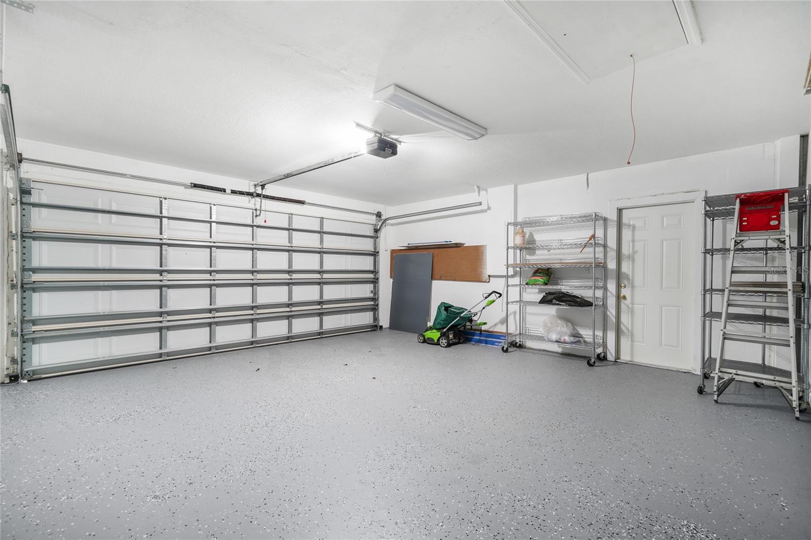 LAKE SHORE RANCH PH I - Residential