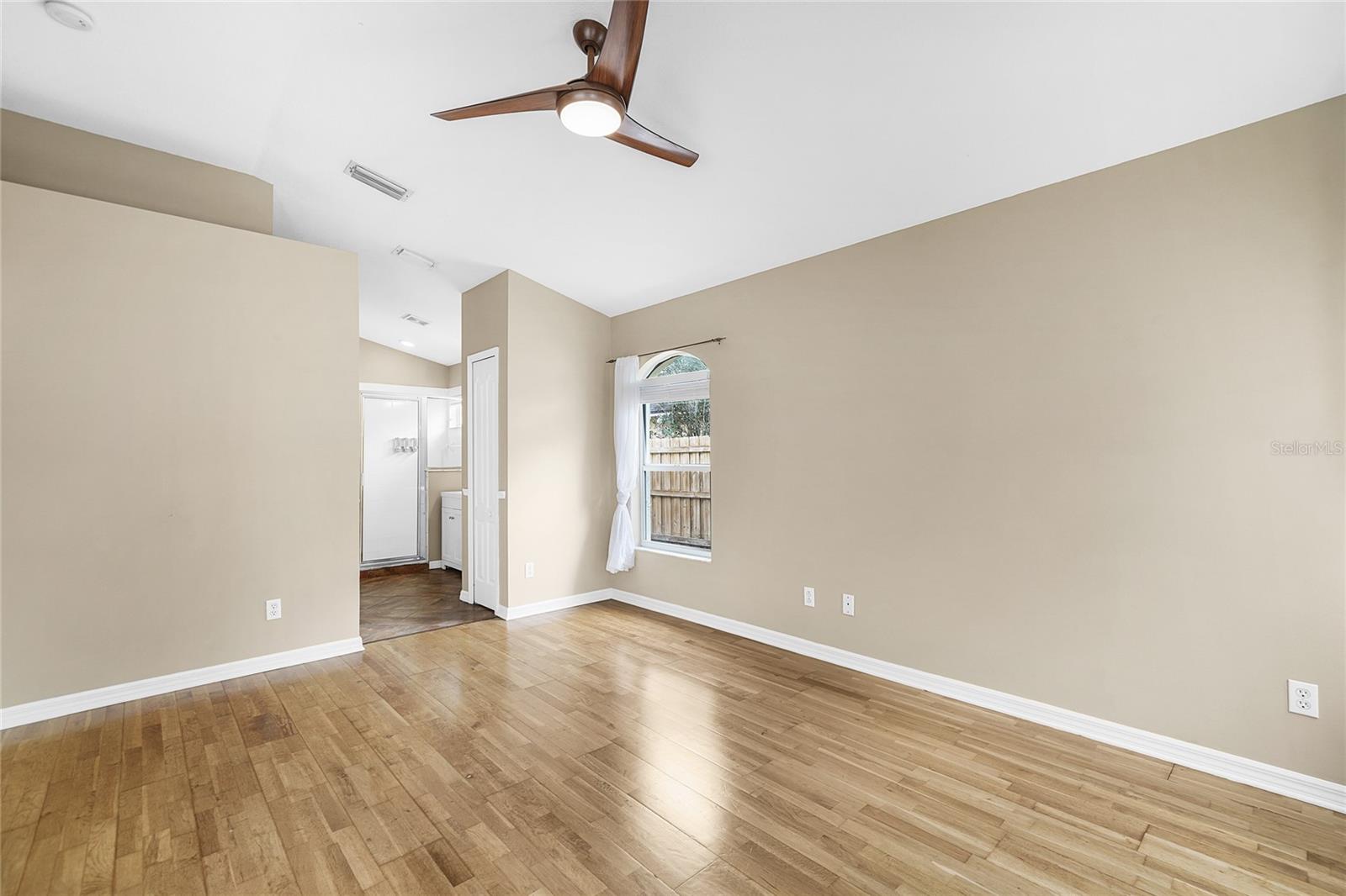 LAKE SHORE RANCH PH I - Residential