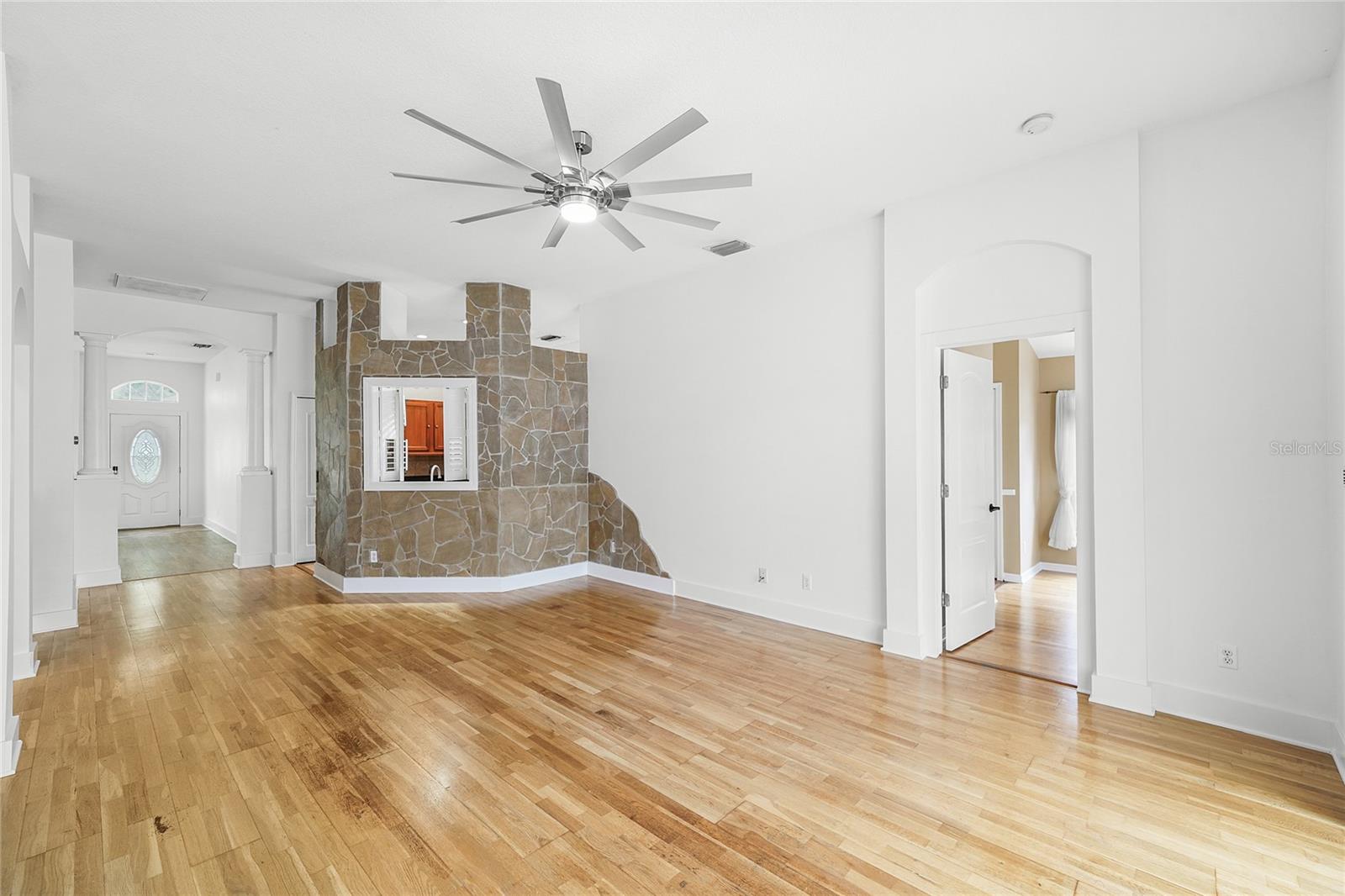 LAKE SHORE RANCH PH I - Residential