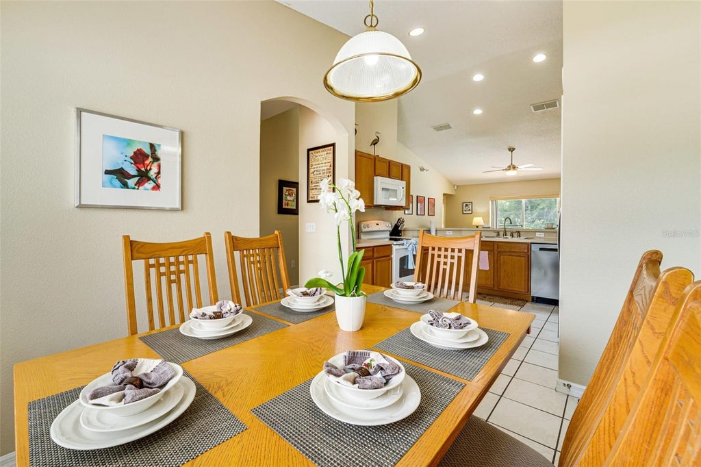 Photo of 630 Thousand Oaks Boulevard, Davenport, FL 33896 (MLS # O6422276)