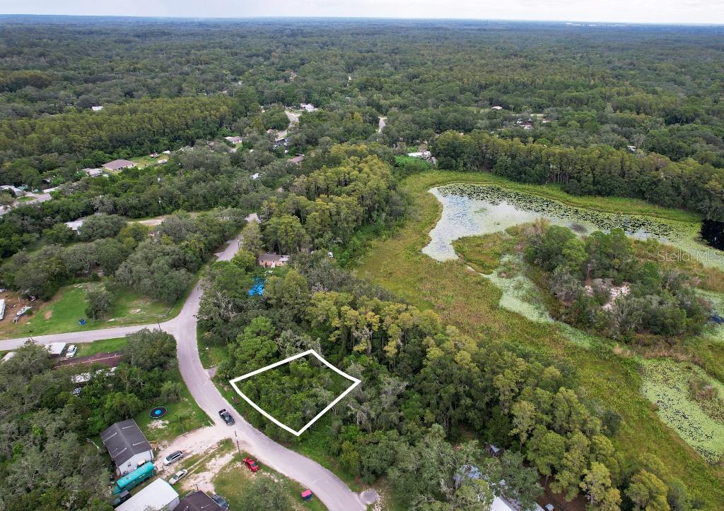 MOON LAKE ESTATE - Land