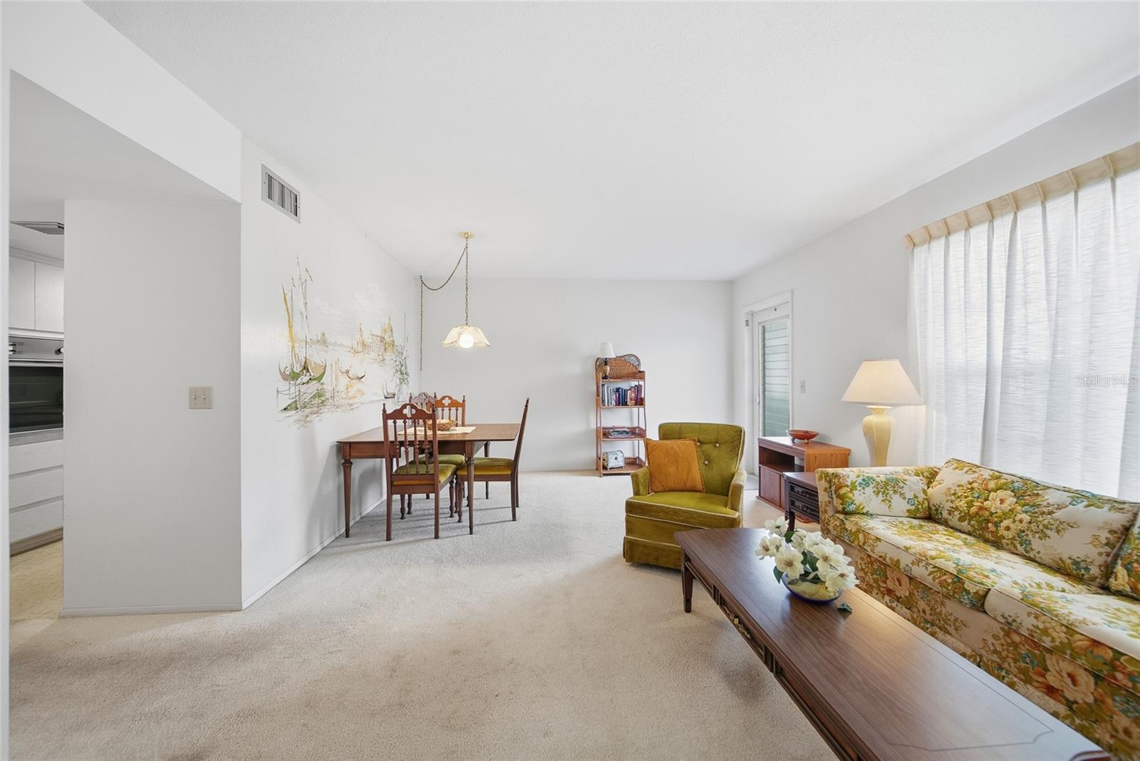 2042 AUSTRALIA WAY W 34