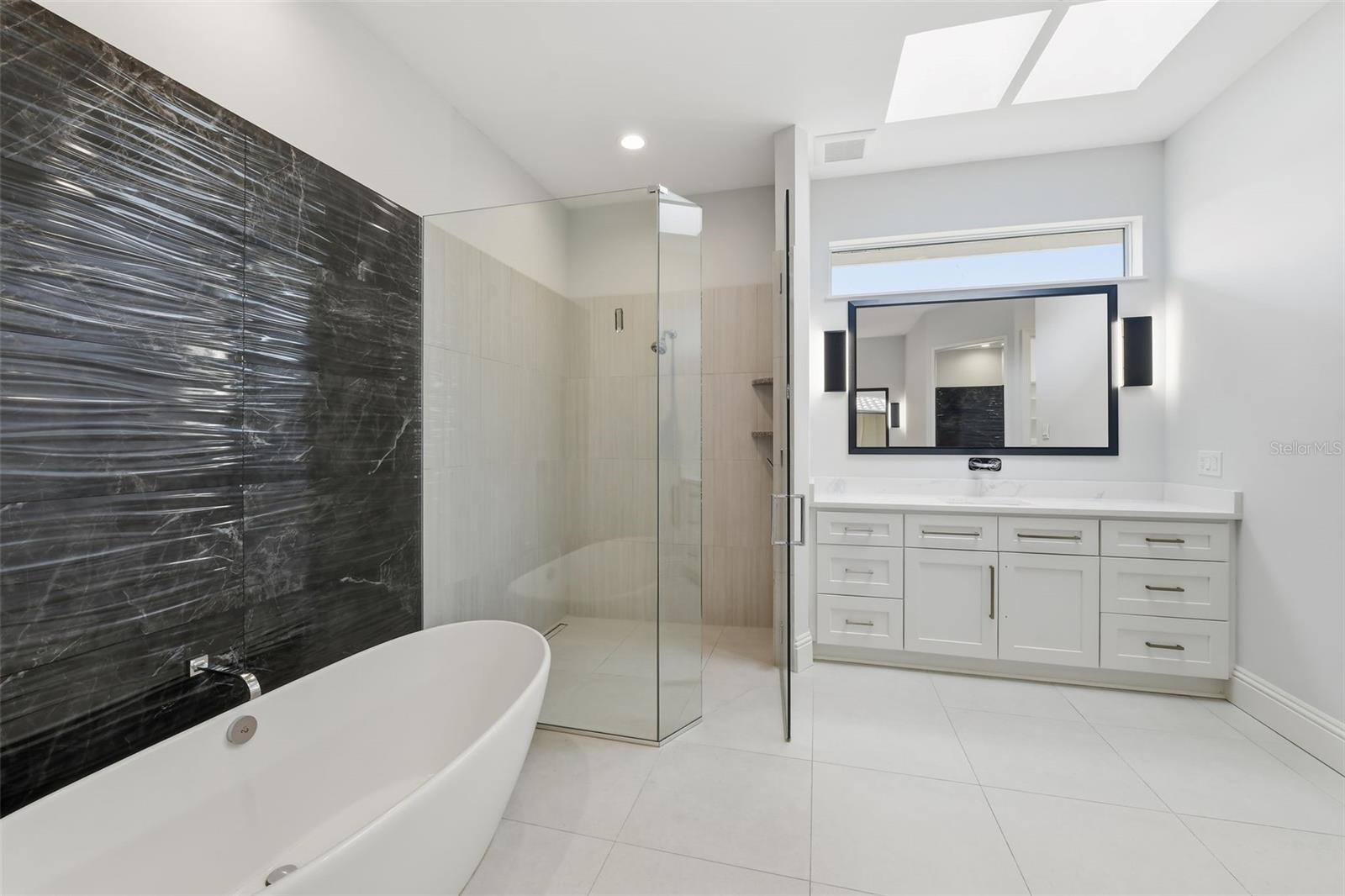 LAUREL OAK ESTATES SEC 02 - Residential