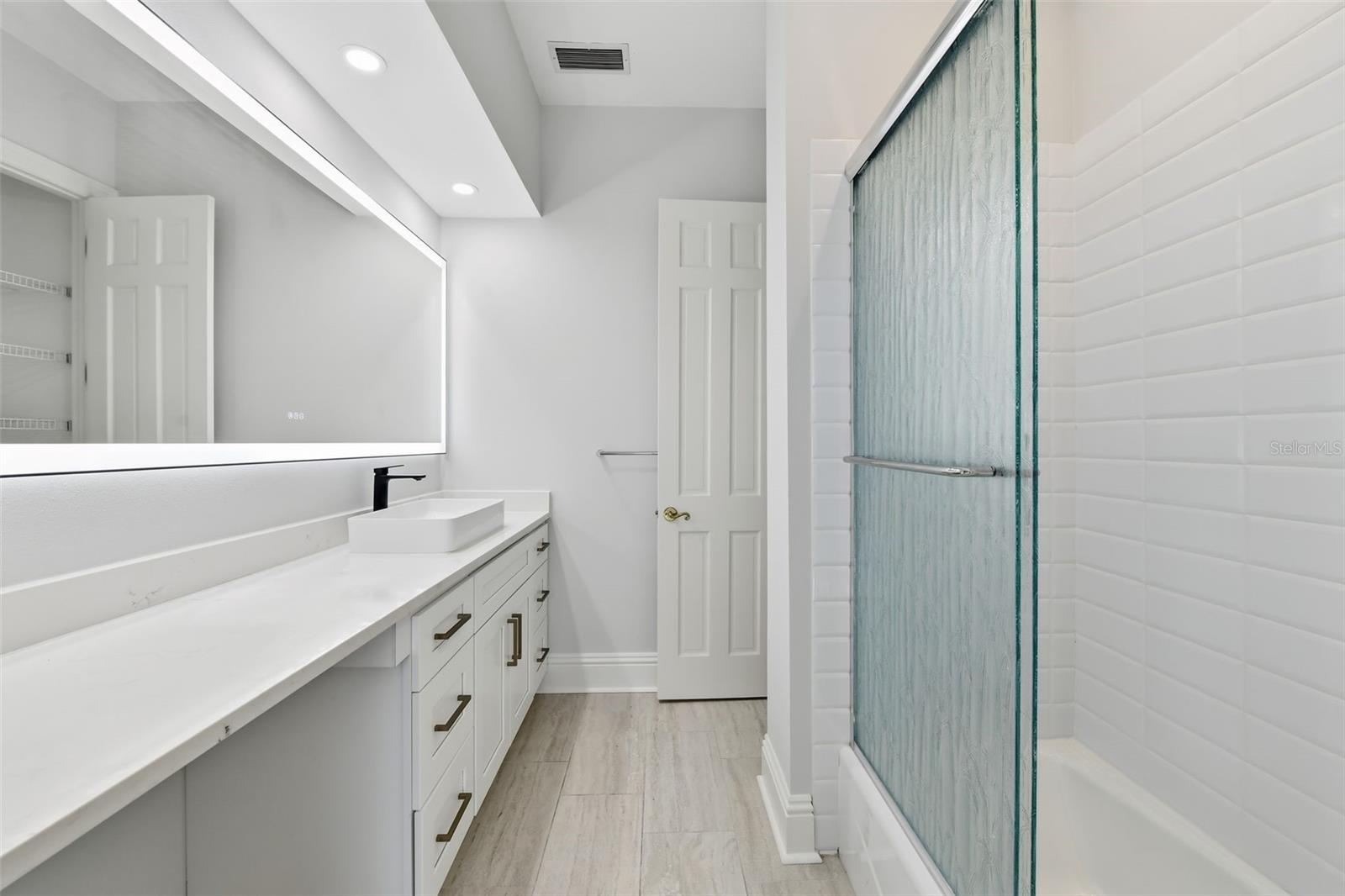 LAUREL OAK ESTATES SEC 02 - Residential