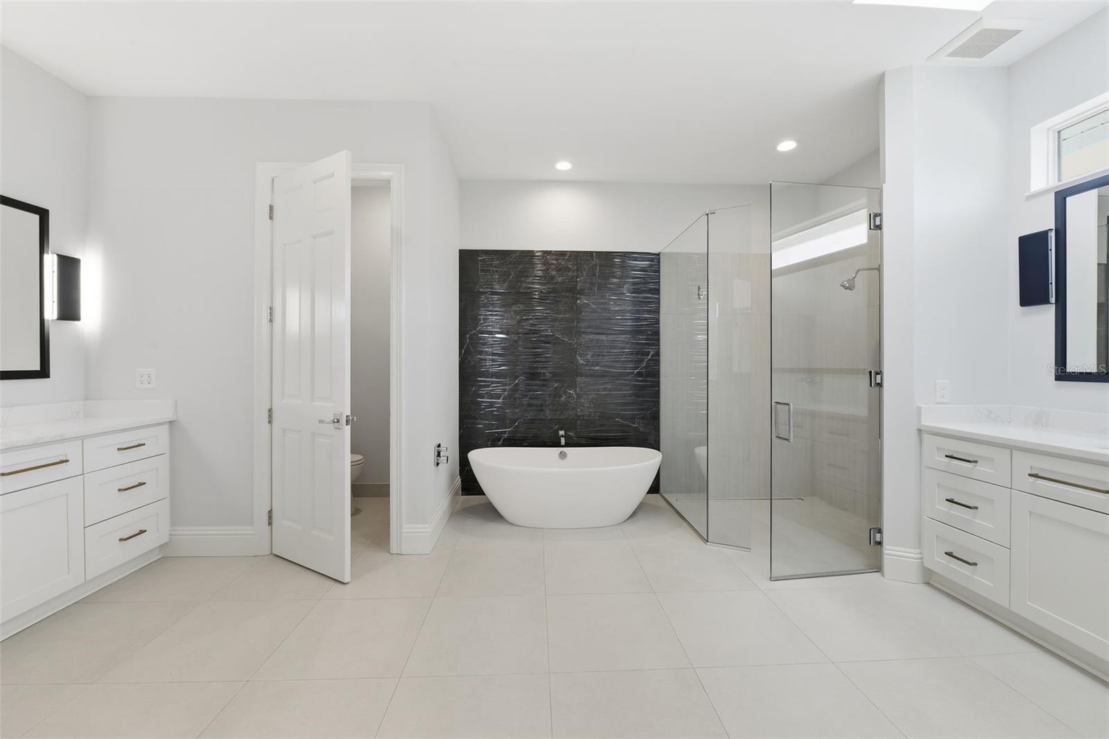 LAUREL OAK ESTATES SEC 02 - Residential