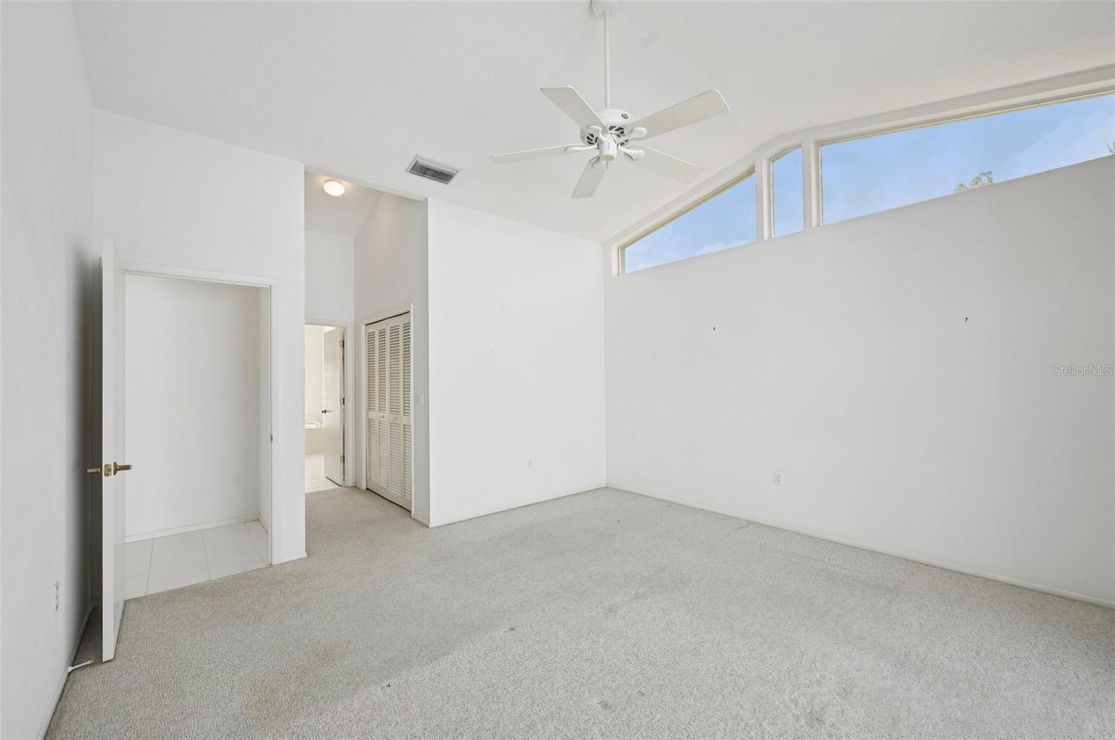 CHIMNEY CREEK - Residential