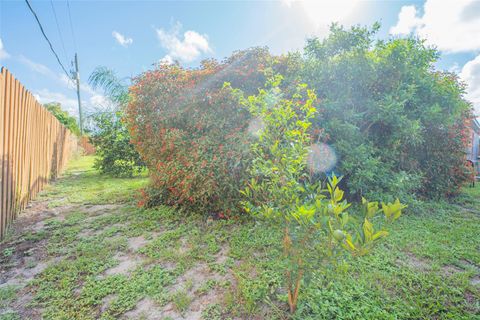 A home in DELTONA