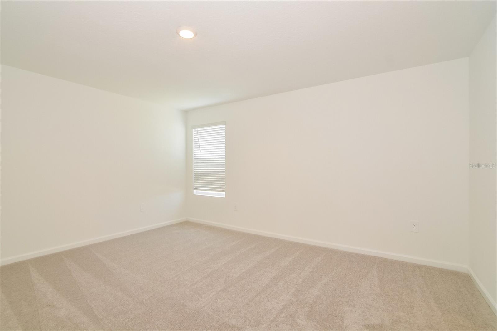 PEACE CRK RESERVE - Residential Lease