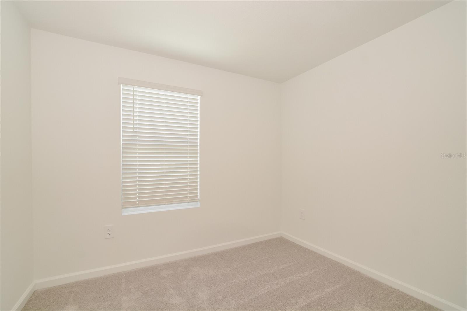 PEACE CRK RESERVE - Residential Lease