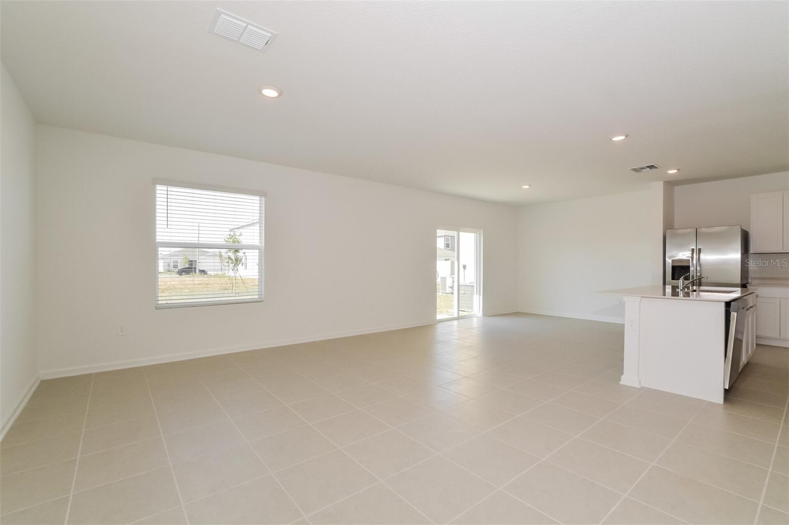 PEACE CRK RESERVE - Residential Lease