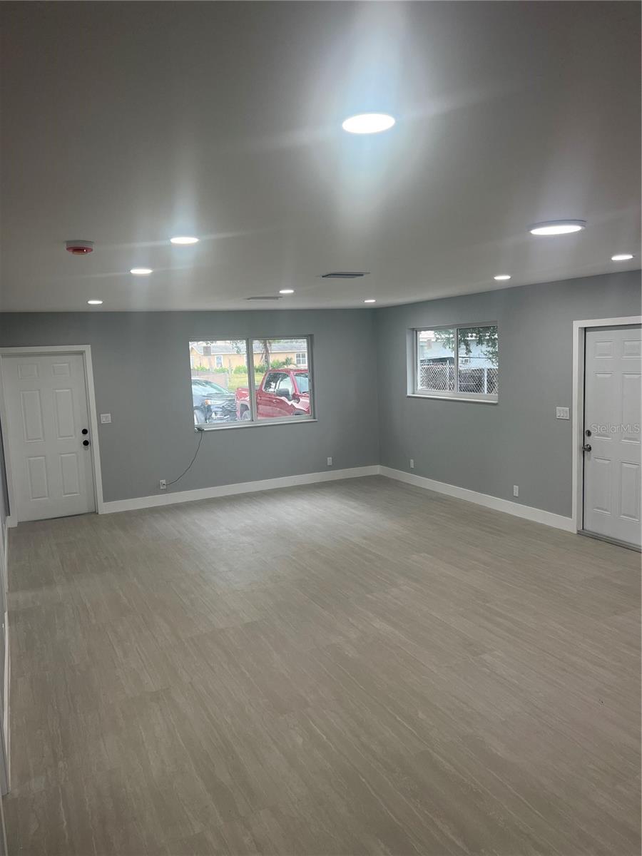 ARLINGTON PARK 11-52 B - Residential