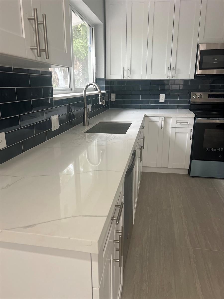 ARLINGTON PARK 11-52 B - Residential