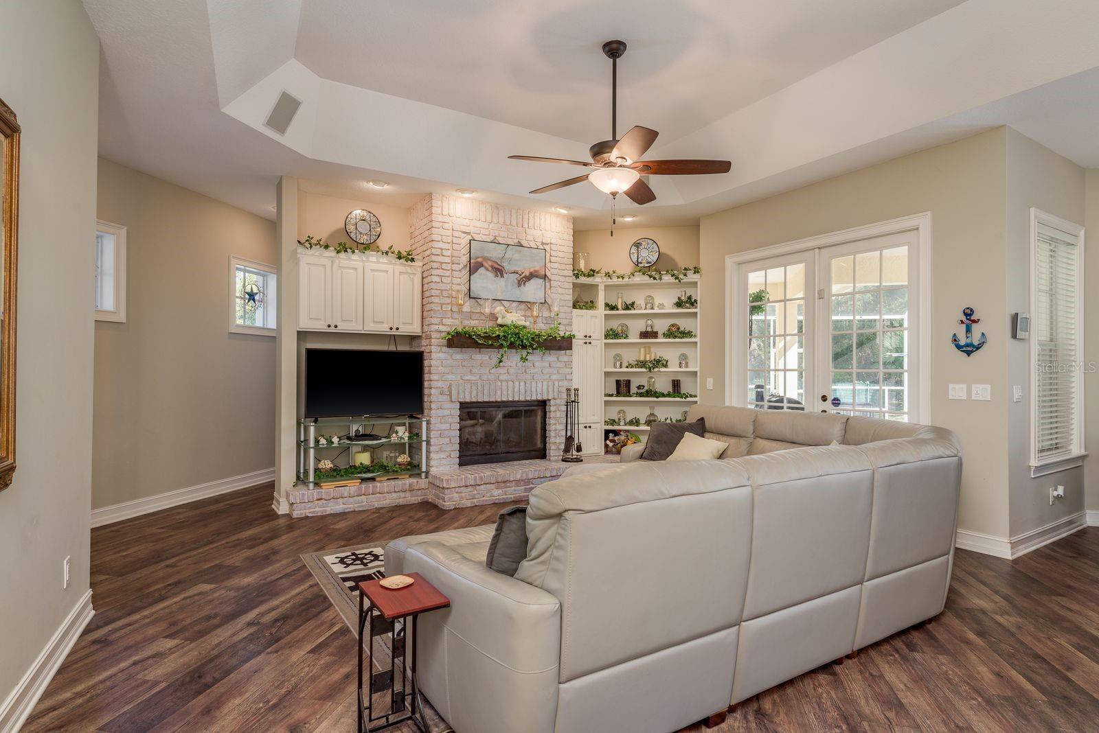 RIVIERA - Residential