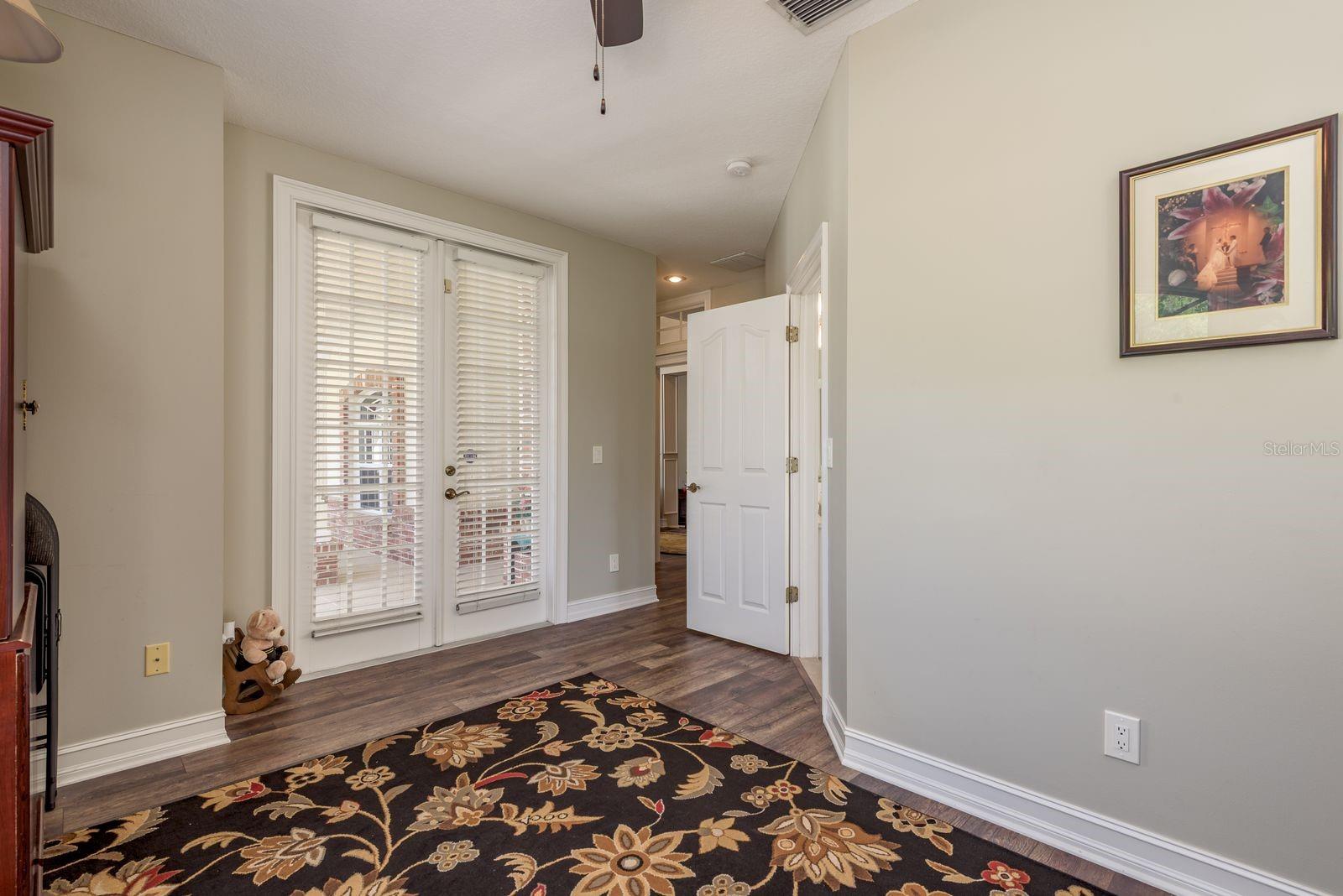 RIVIERA - Residential